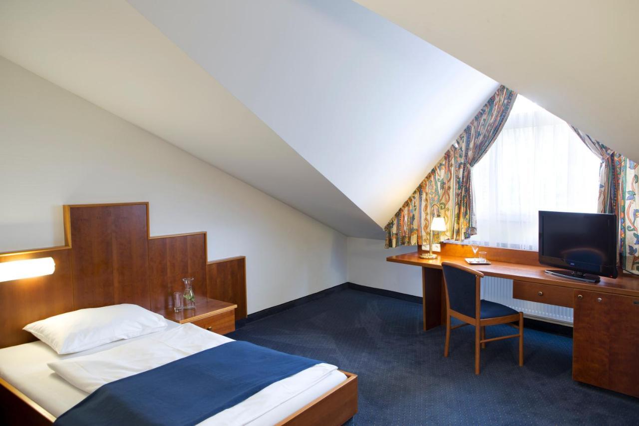 Hotel Paradies Štýrský Hradec Pokoj fotografie